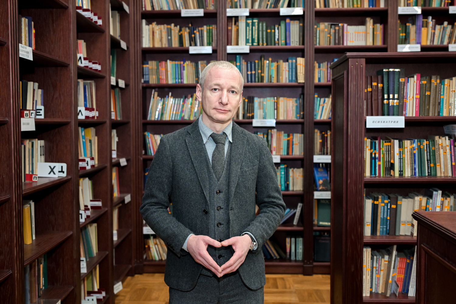 Пётр Безменов